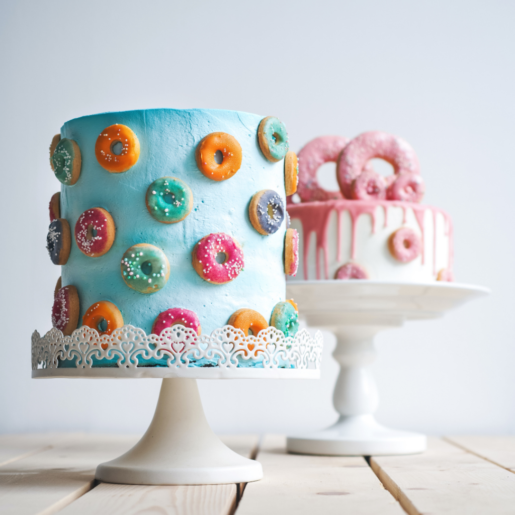 dessert topped cakes
